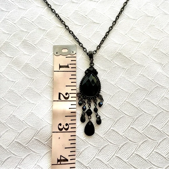 1928 Elegant Black Teardrop Pendant Necklace whimsigoth dark academia vintage - Picture 5 of 6